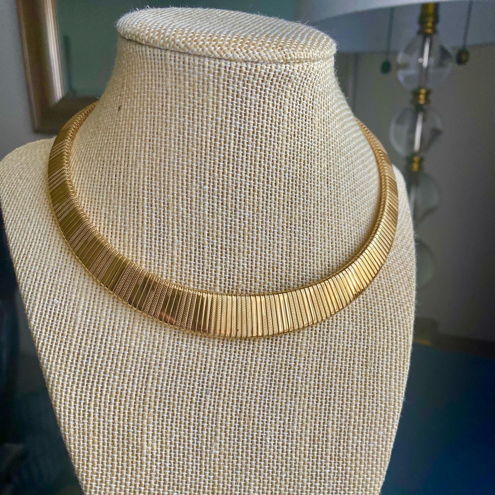 Vtg Omega Textured Necklace Choker